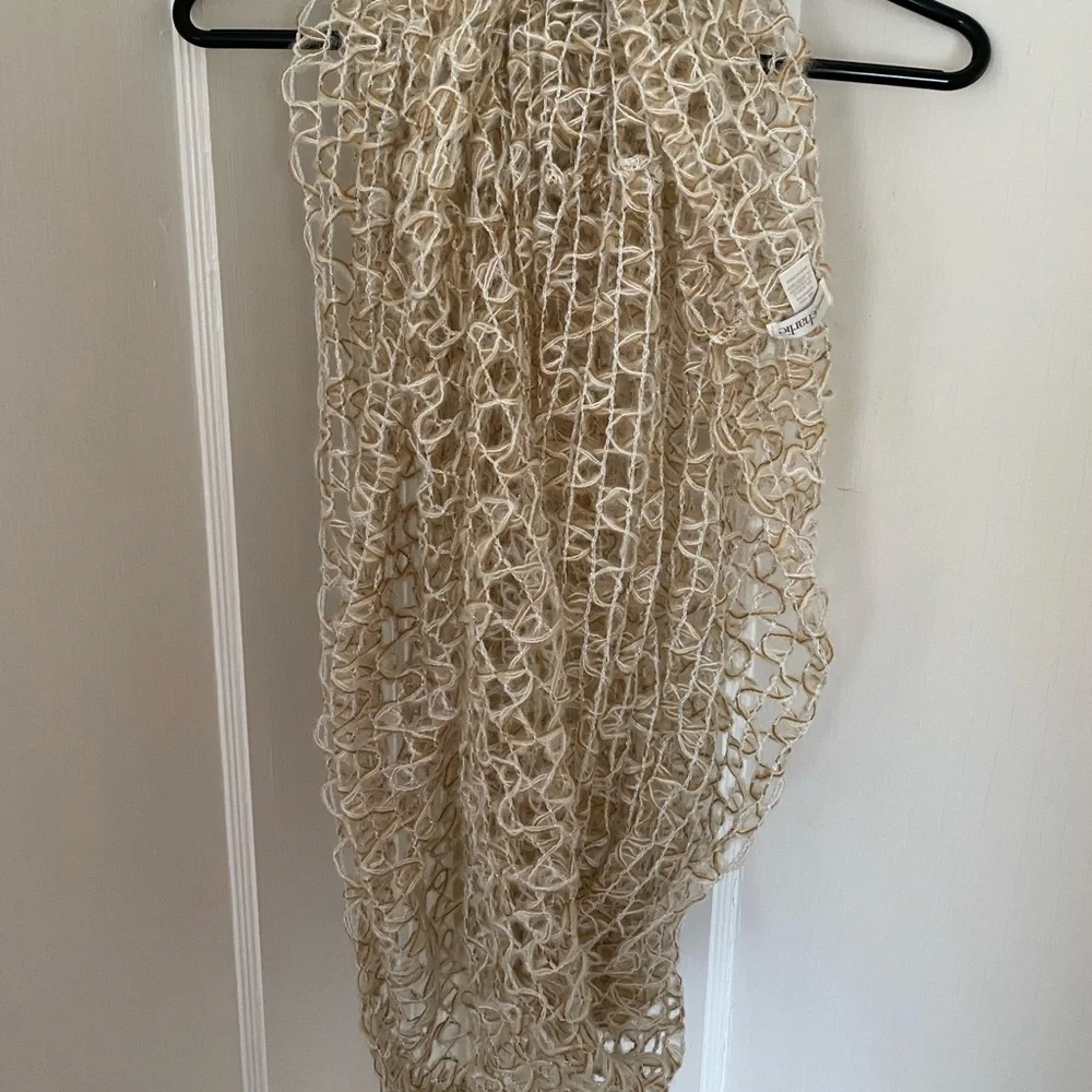 Mesh Gold Scarf - Picture 1 of 2